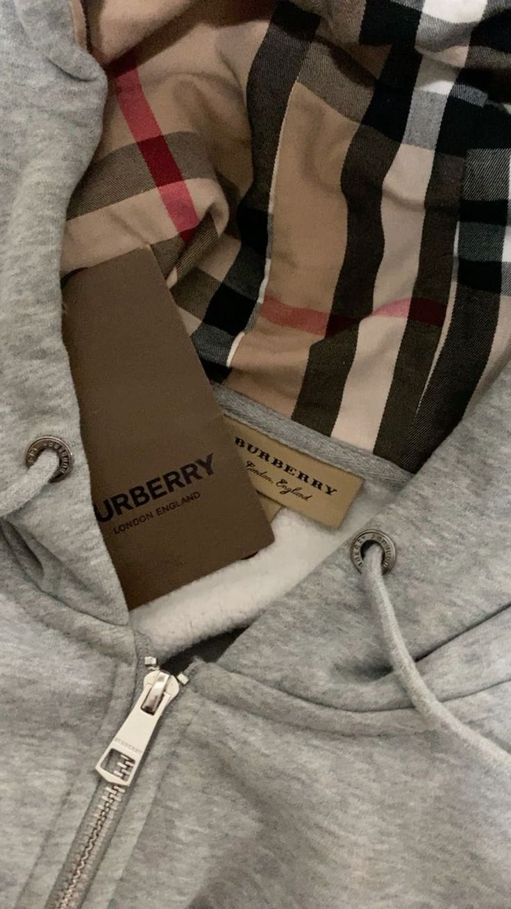 <h1>Avis de nos clients</h1><p>Excellent 4.7/5</p><h6>basé sur + 400 Avis.</h6>